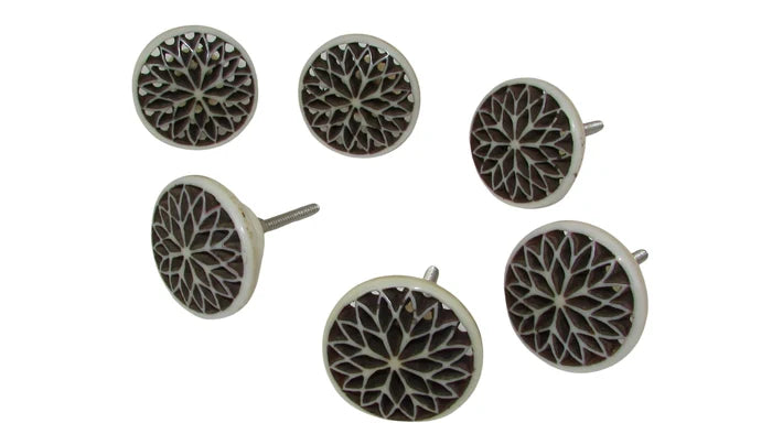 Aubrie Resin Carved Knobs