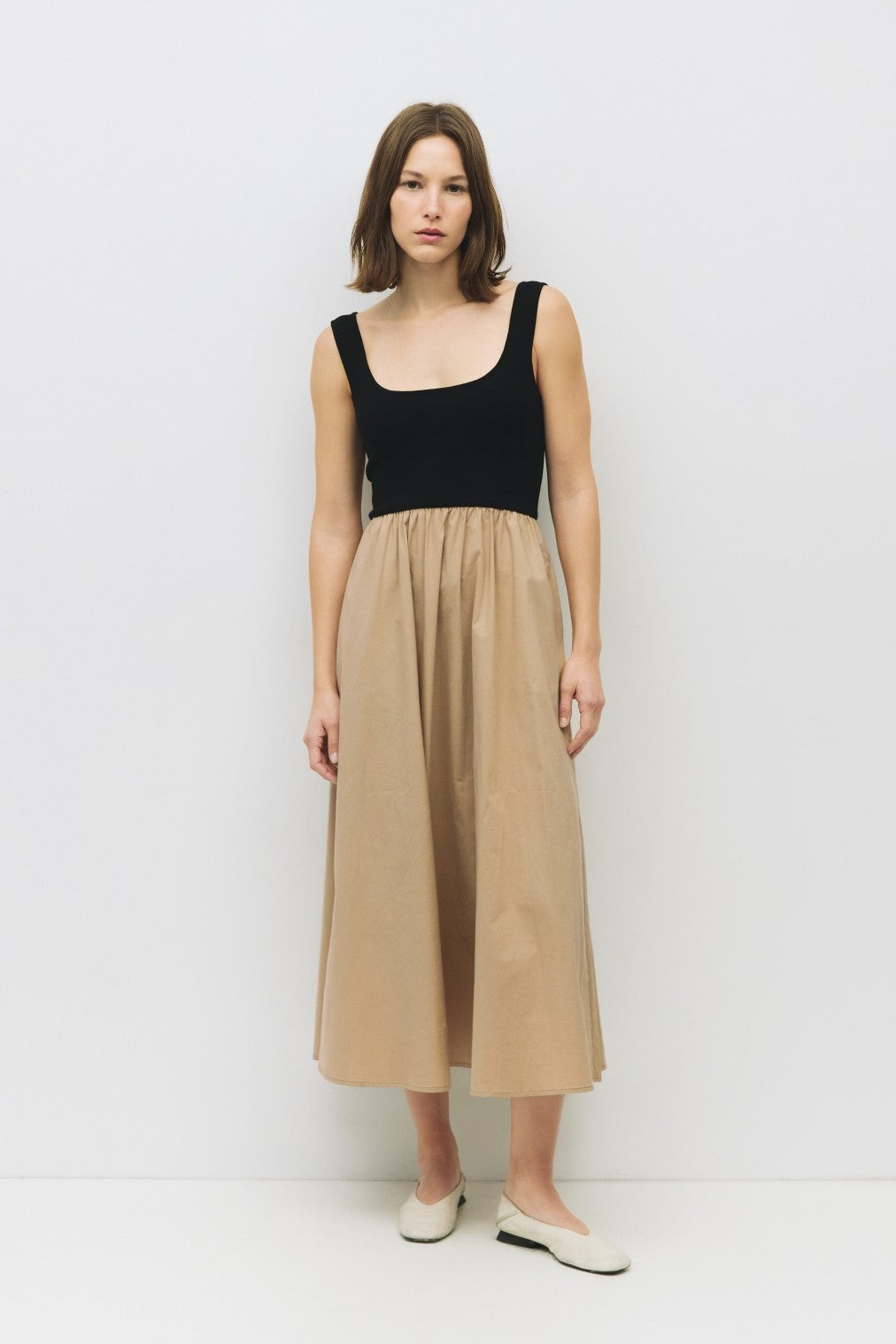 Beige Black Contrast Knit Poplin Sleeveless Maternity Midi Dress