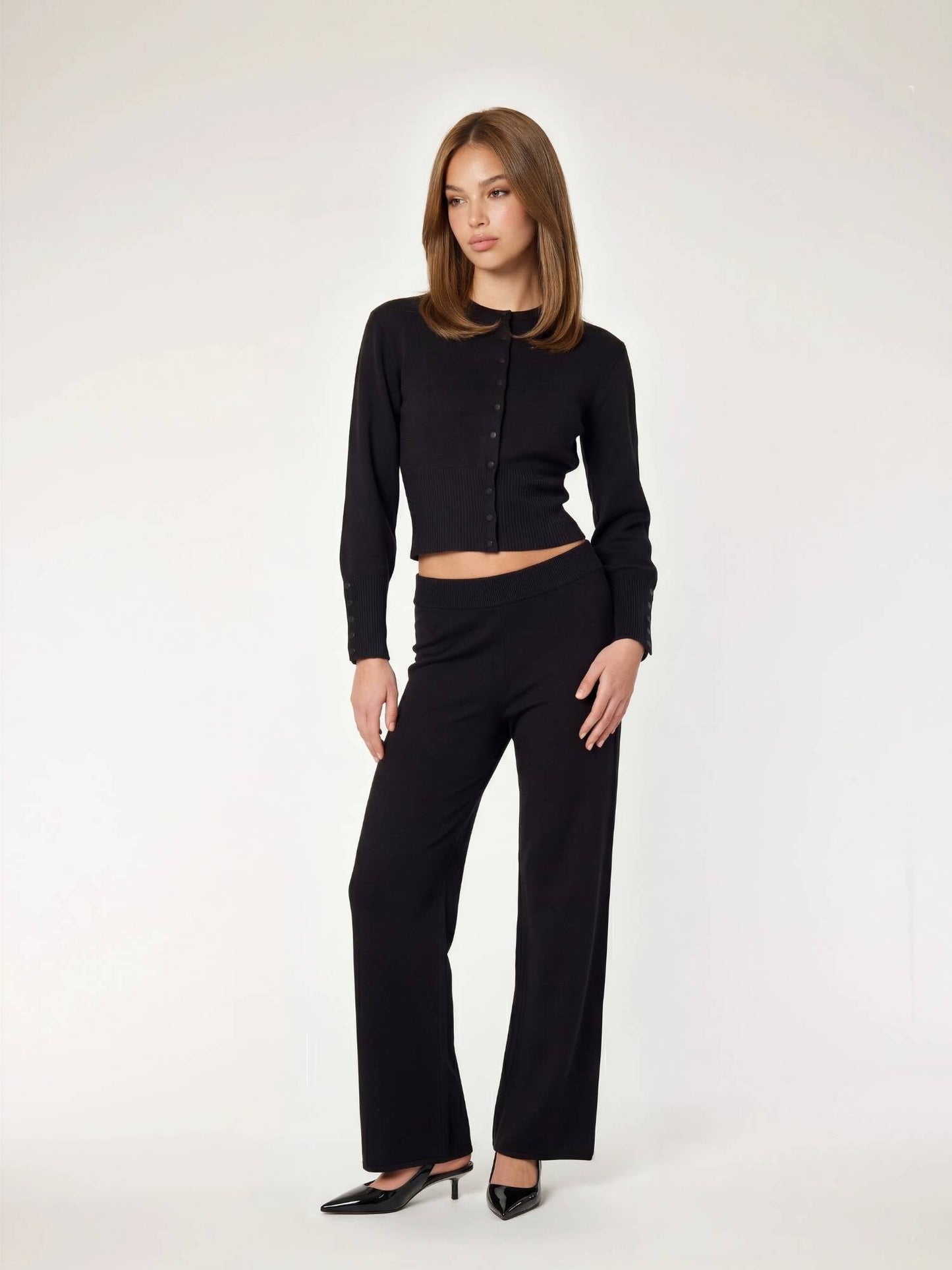 FAYE - Fitted Cardigan • Black