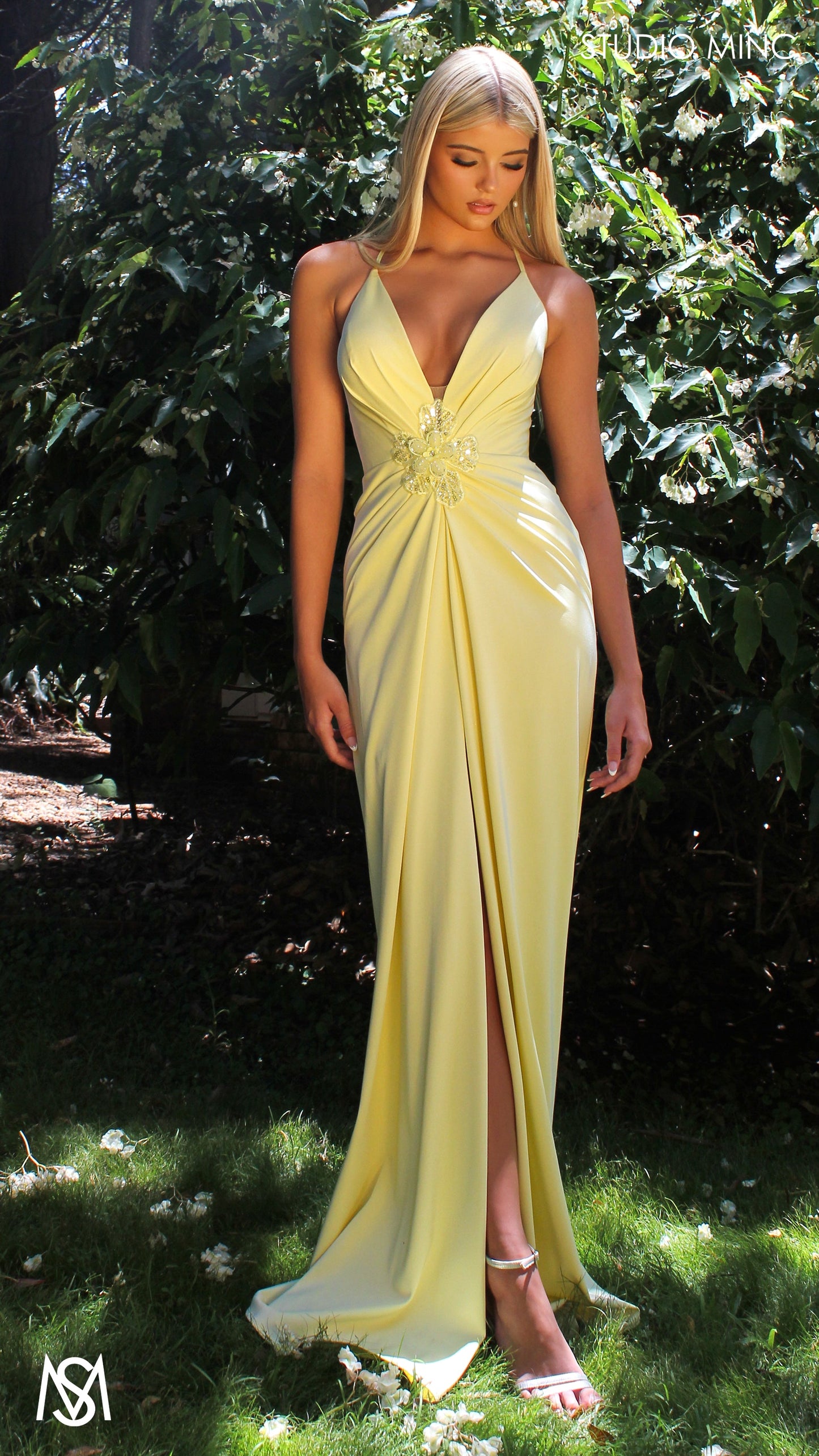 Bloom - Light Yellow (wholesale)