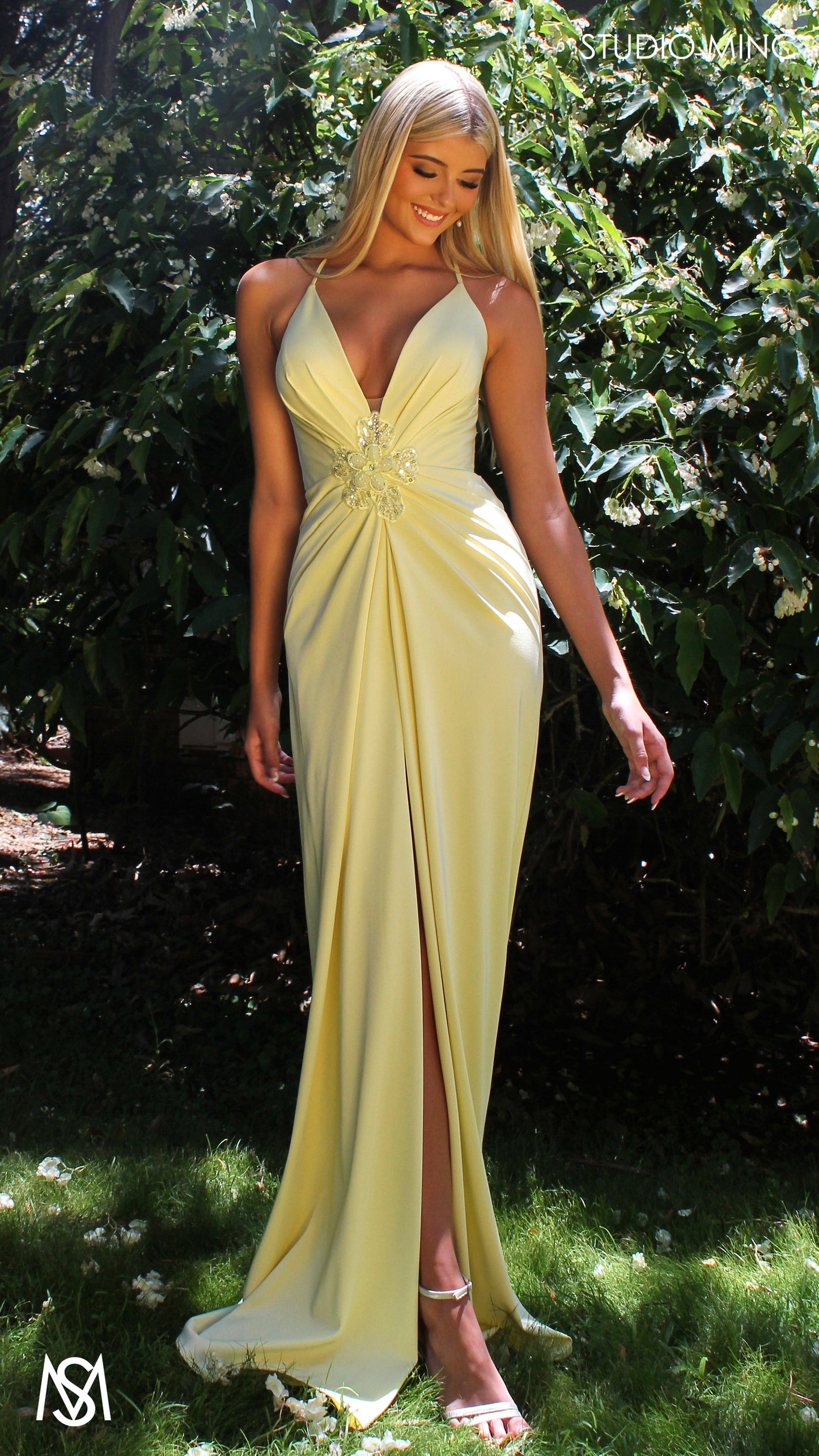 Bloom - Light Yellow (wholesale)