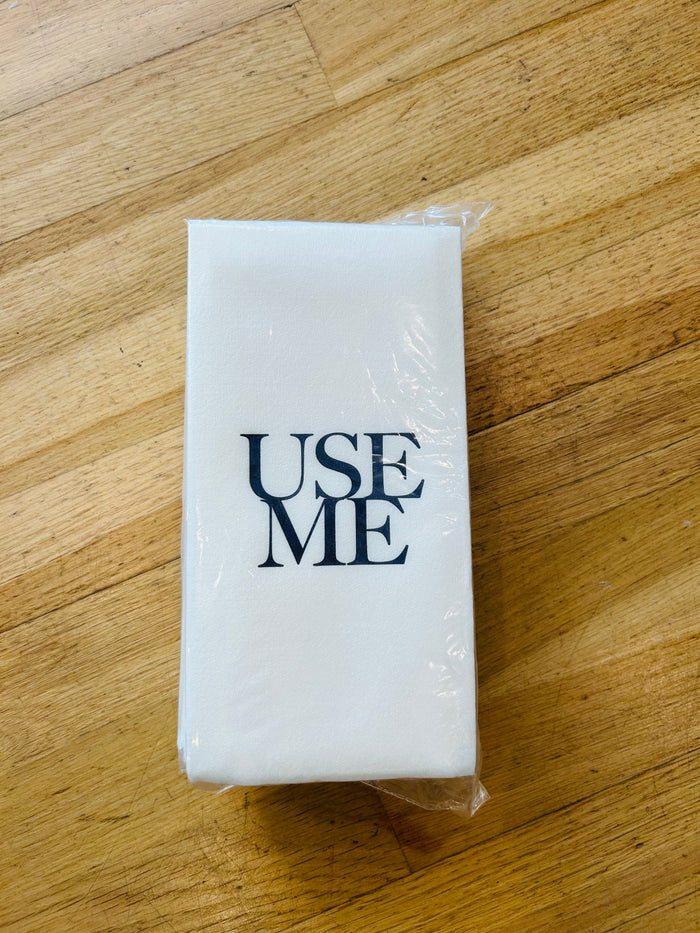 USE ME (25) / White/Navy