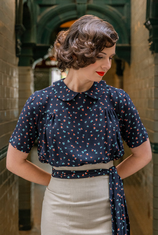 1940s Meet Again Blouse with Collar - Ocean Pearl