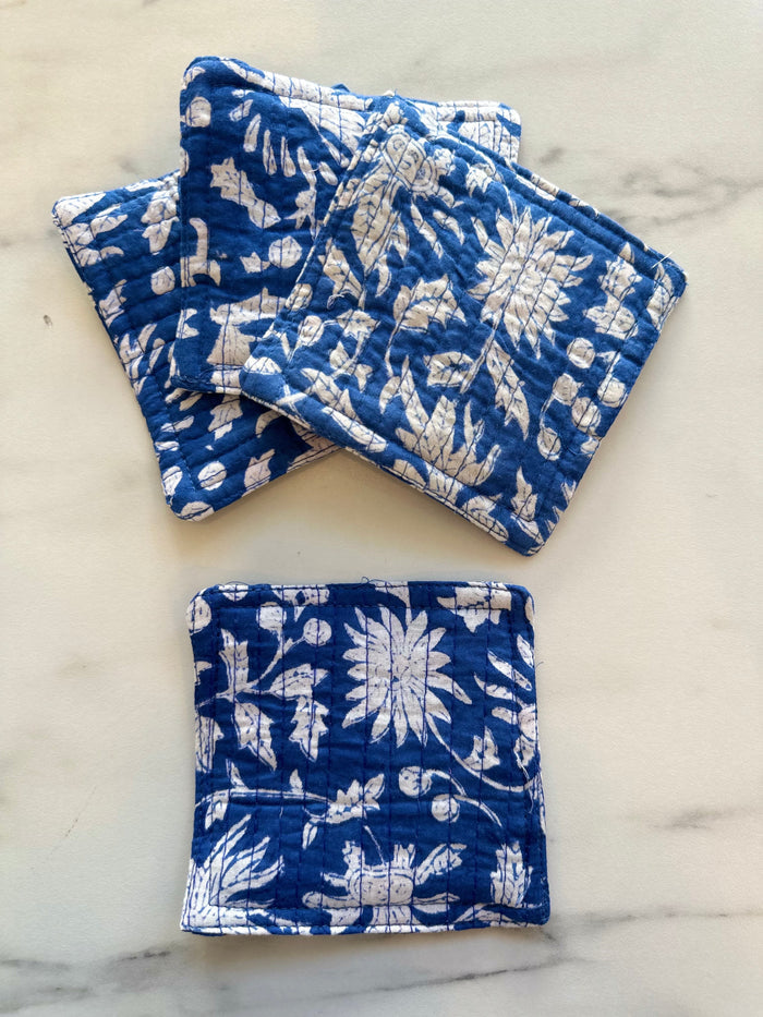 4" square / blue/white floral