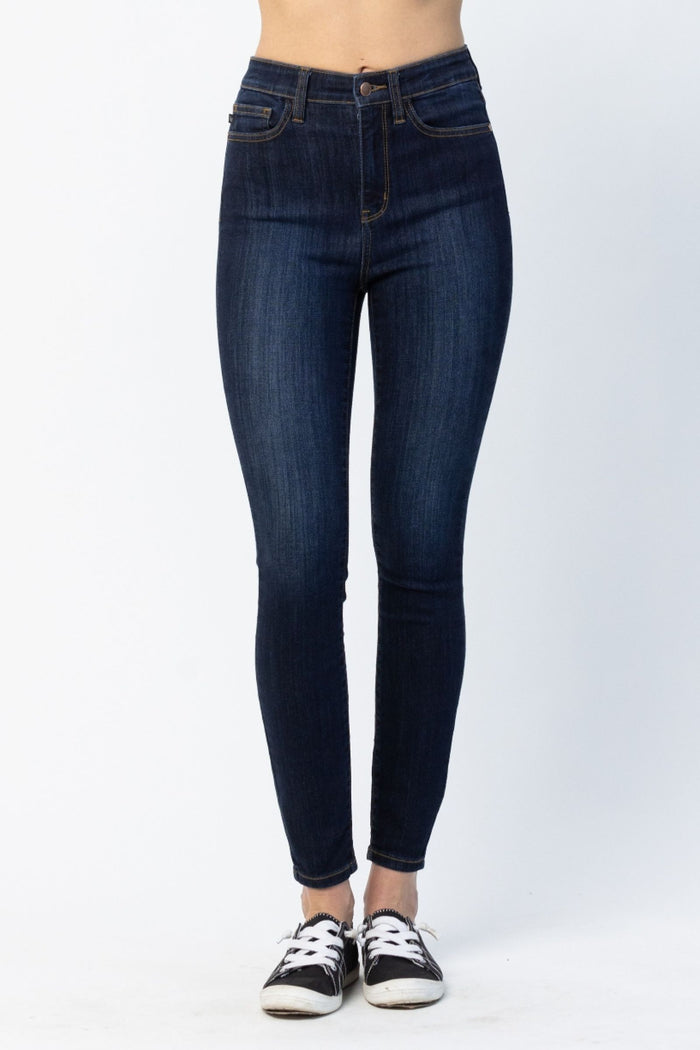 Judy Blue Jamie Yoke Seam Skinny Jean