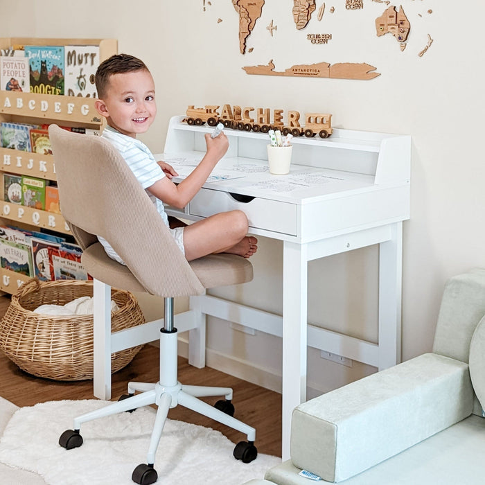 LEON Kids Study Desk
