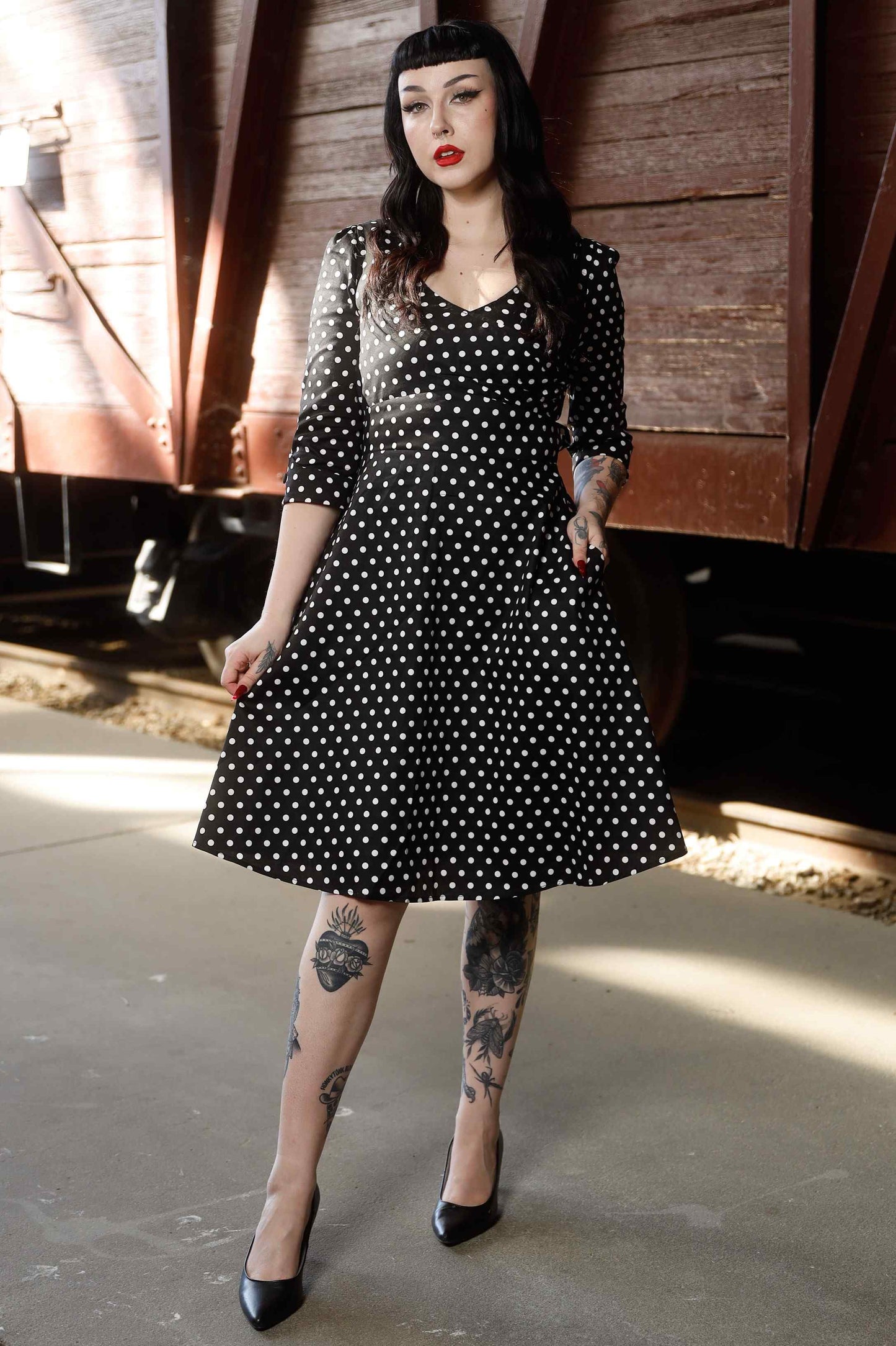Katherine Long Sleeve 50s Style Swing Dress in Black Polka