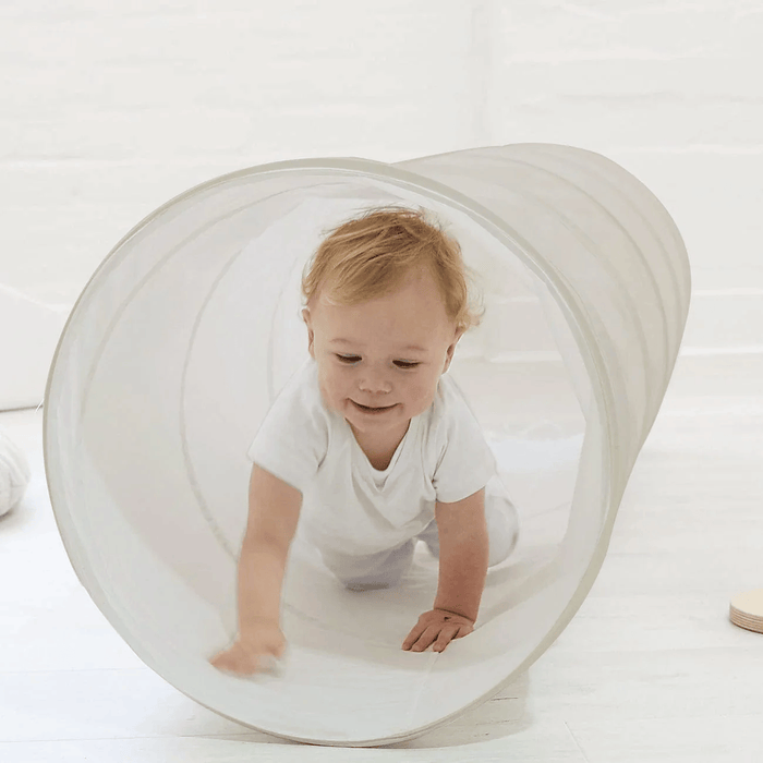 Play Tunnel