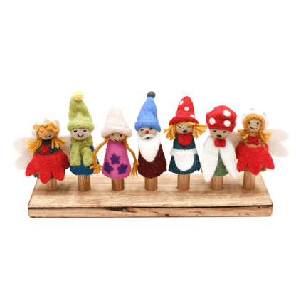 Tara Treasures Finger Puppet Stand 7 rods